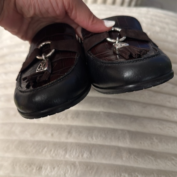 Brighton Vero Cuoio Brown and Black Loafers with Tassel Detail - Picture 5 of 10